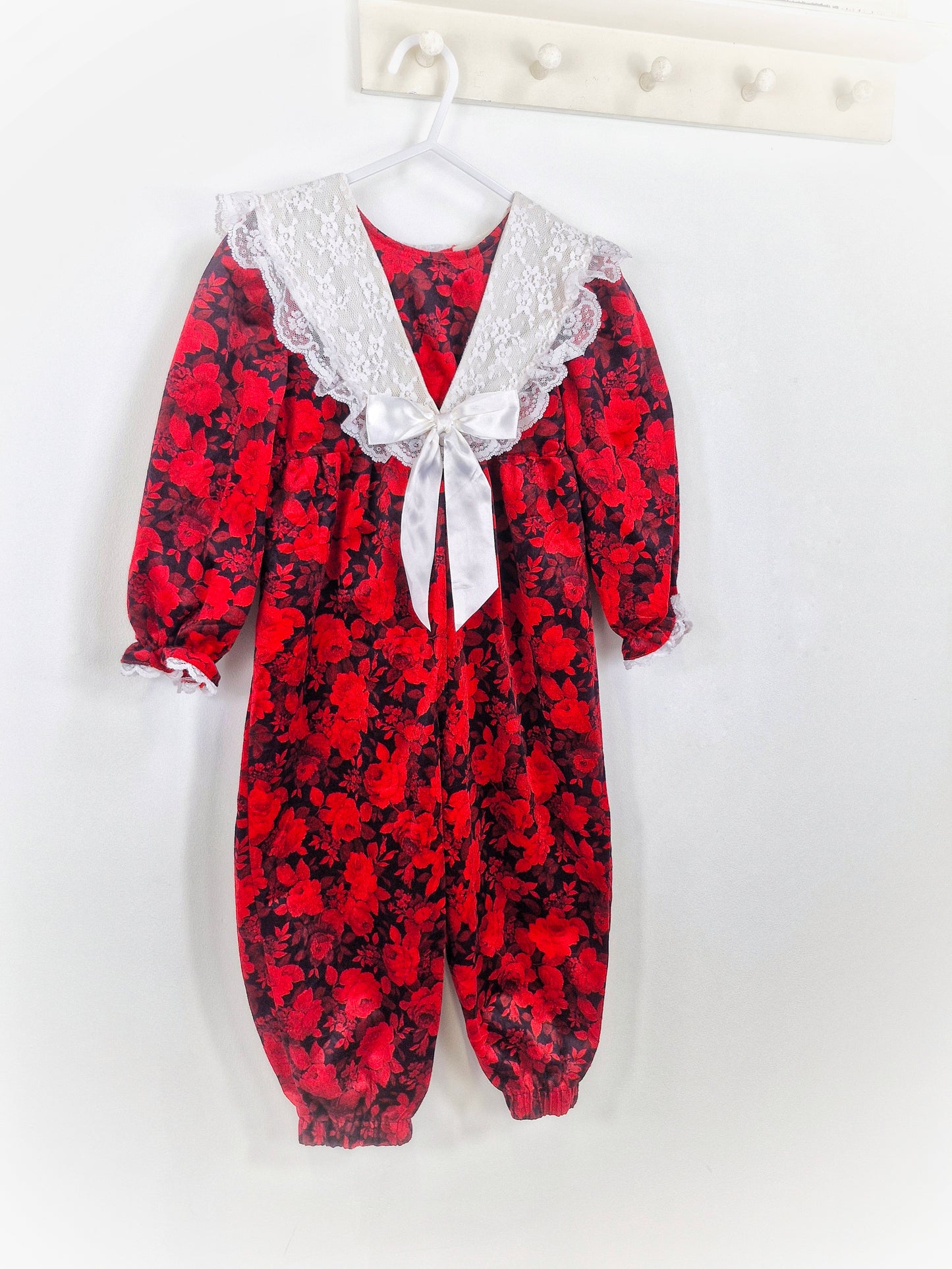 2-3 years. Black and red vintage velour romper with white lace collar and satin bow