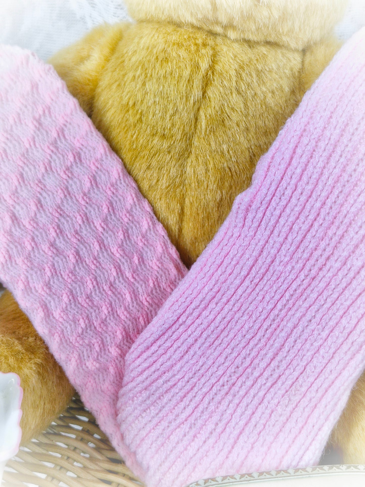 0-1 years. 2 pairs of pink vintage tights. Brand new.