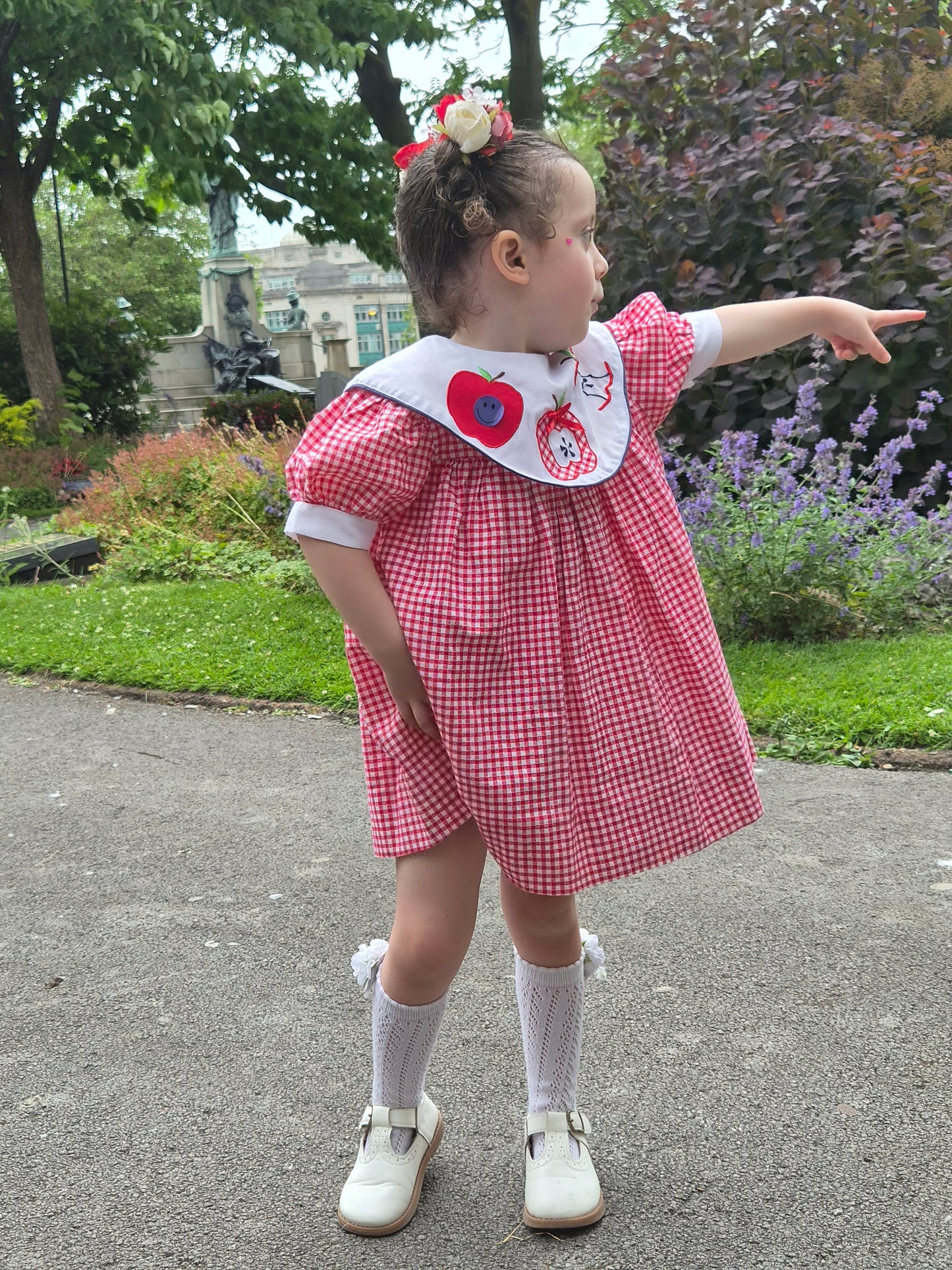 3 years. Red and white gingham vintage dress by Allison Ann with puff sleeves and white bib and apple appliques