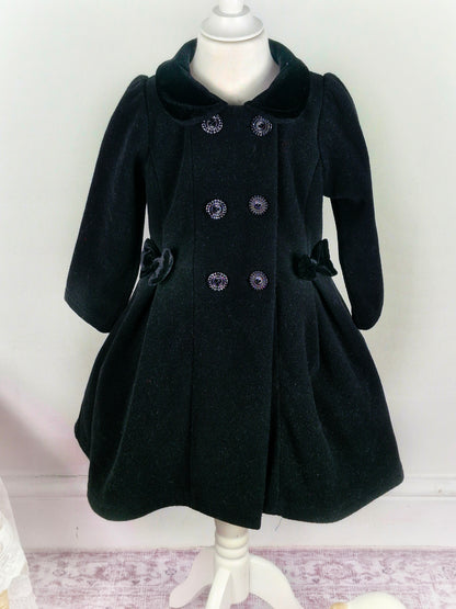 4-5 years. Black fleece double breasted coat with velvet collar and bows, vintage inspired by Good Lad