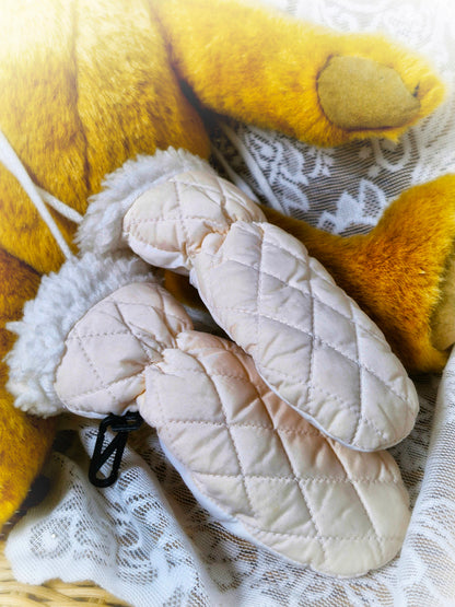 1-2 years. Cream padded vintage mittens with fleece inside