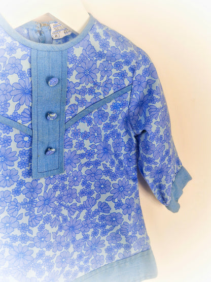 12-18 months as dress or 2-3 years as tunic. Blue vintage floral dress/tunic with long sleeves