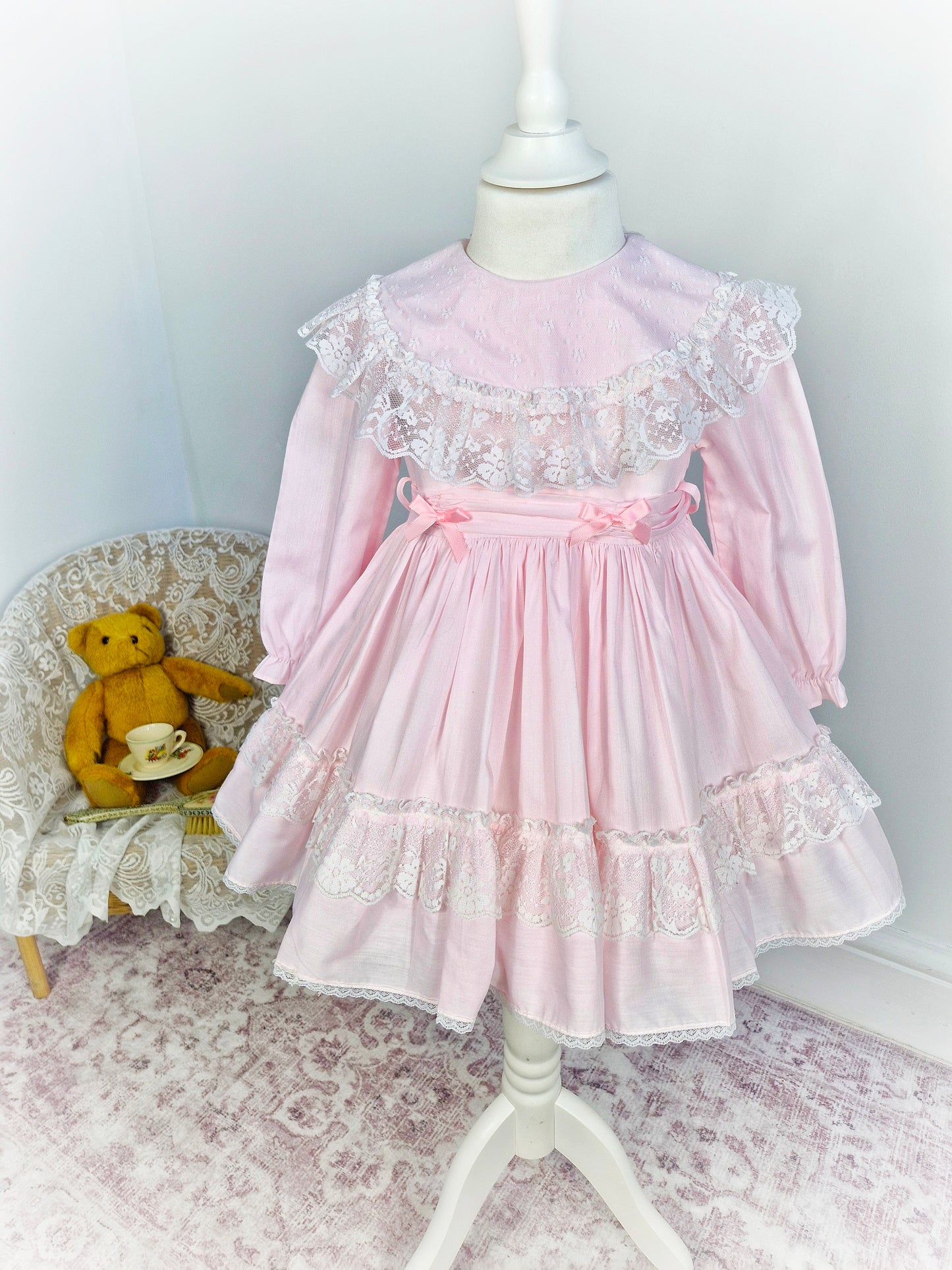 3 years. Long sleeve pink vintage dress by Sandys Girls, white lace details, pink tieback with ribbons