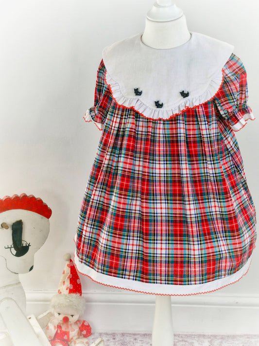 3-4 years. Tartan vintage handmade dress with scottie dog buttons on bib