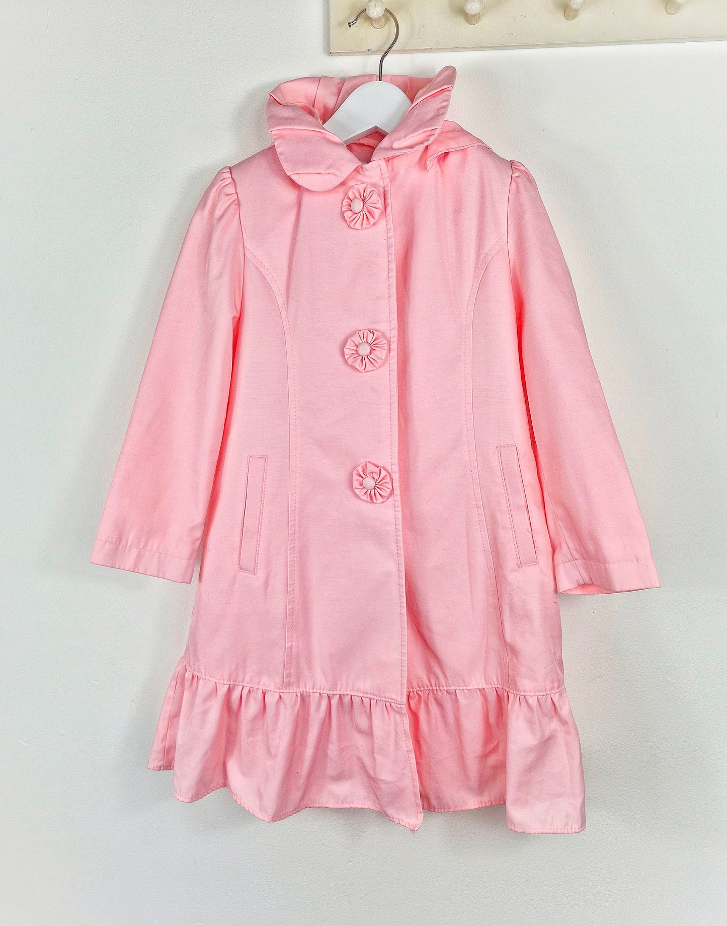 5-6 years. Pink Rothschild coat with frilly hem and collar and detachable hood