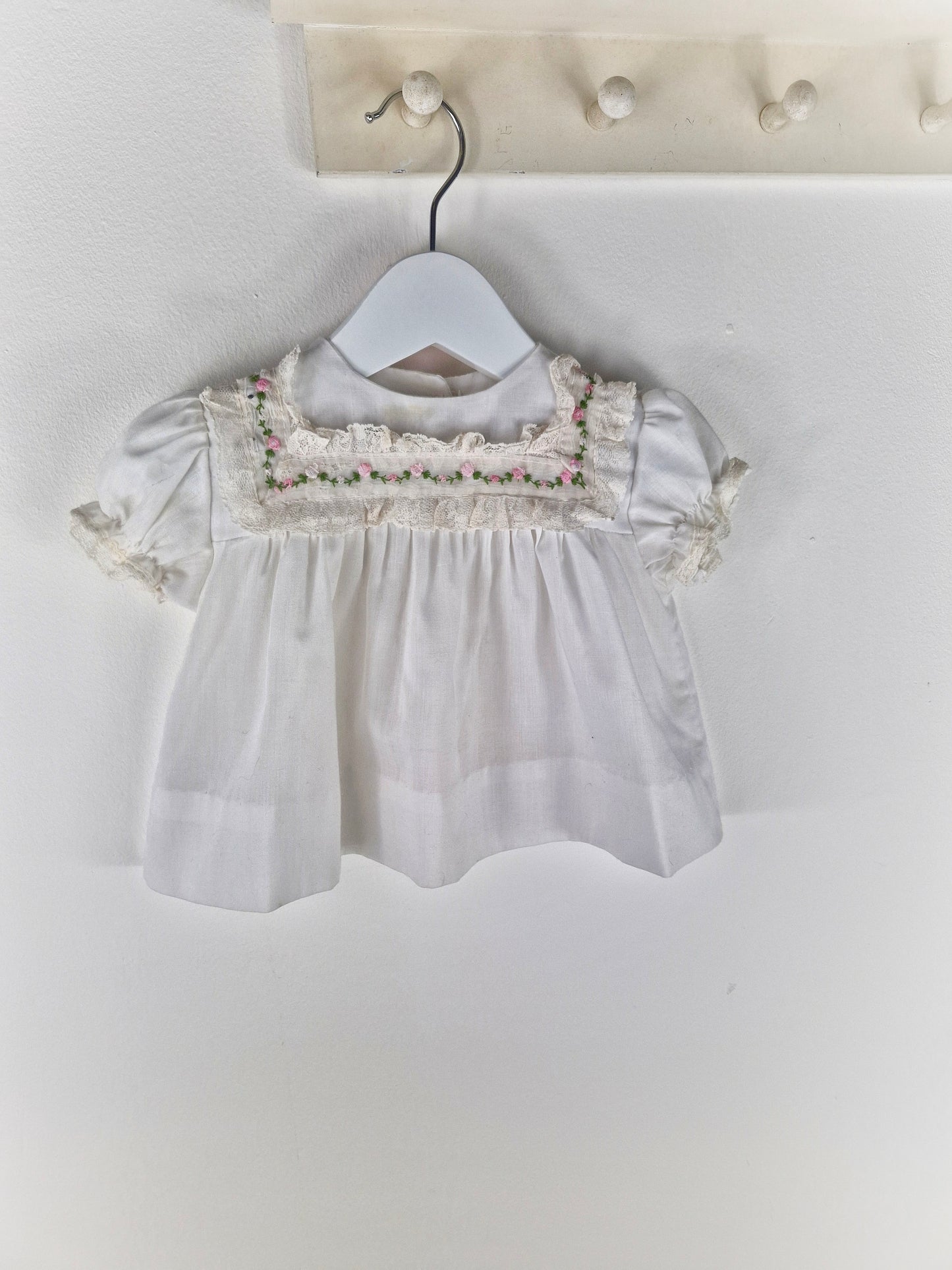 0-6 months. White vintage dress with embroidered dainty flowers and lace