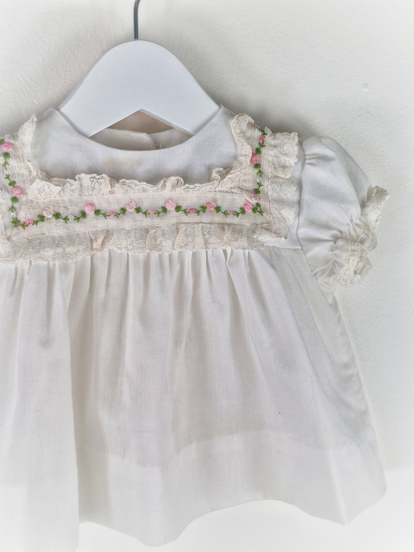 0-6 months. White vintage dress with embroidered dainty flowers and lace