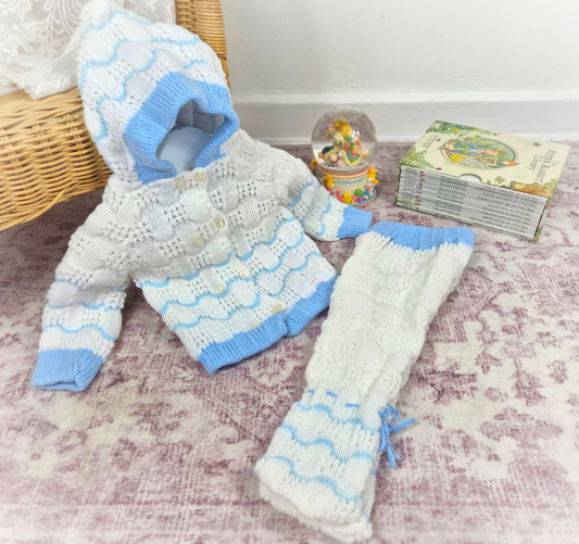 0-6 months. White and blue two-piece knit set