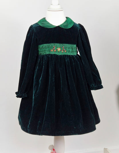 4 years. Green velvet vintage smock dress with red festive embroidery. See description*