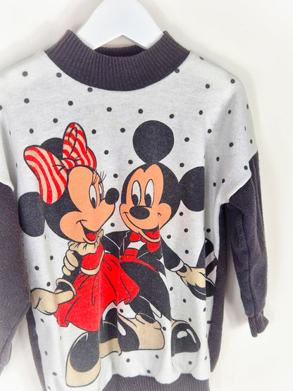 4-5 years. Disney Mickey and Minnie Mouse sweater.