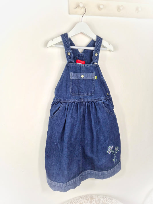 5-6 years. Denim vintage pinafore dress by Espirit with embroidered flowers