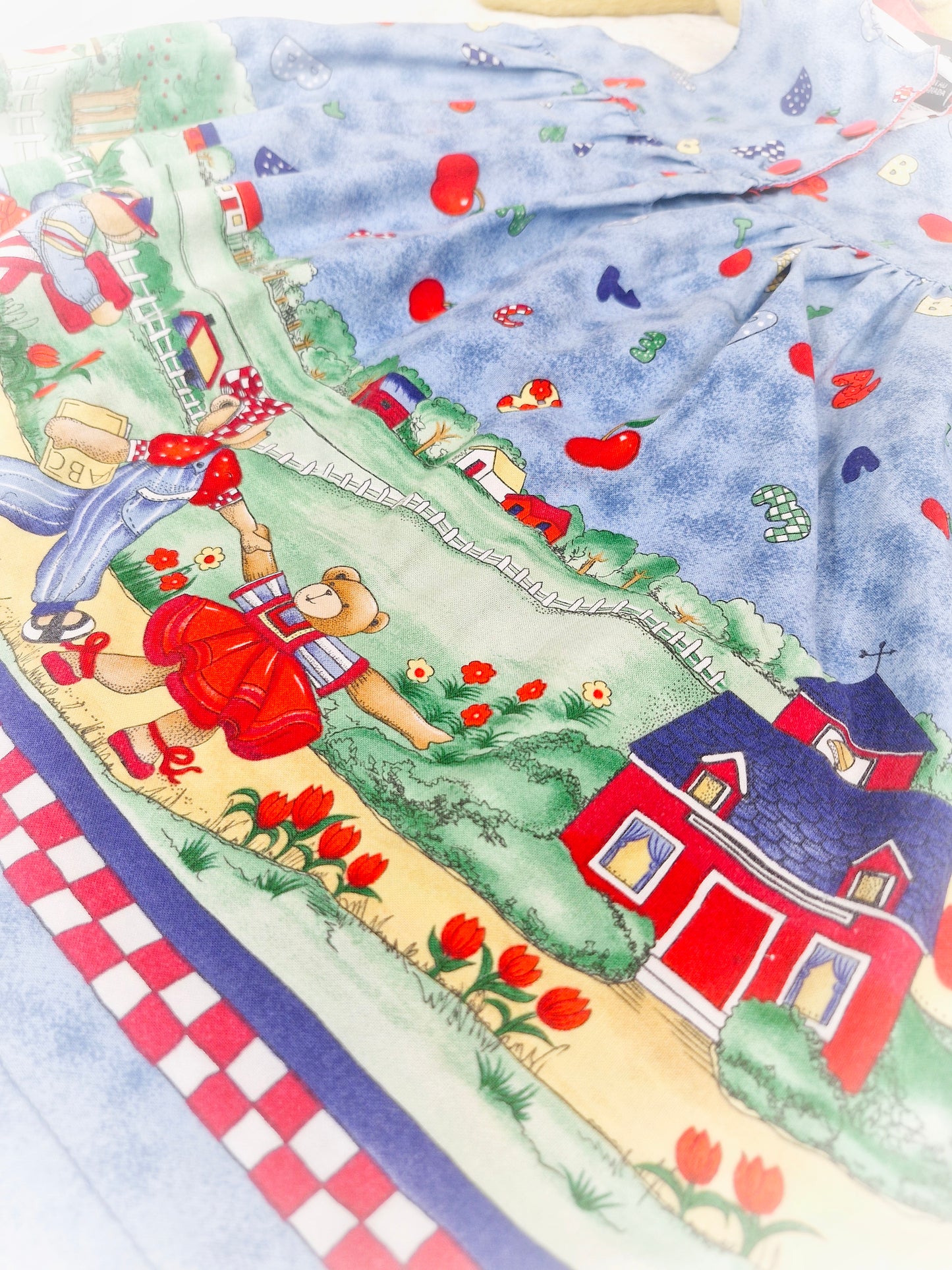 5-6 years. Sleeveless vintage dress with beautiful teddy bear family, alphabet and apples