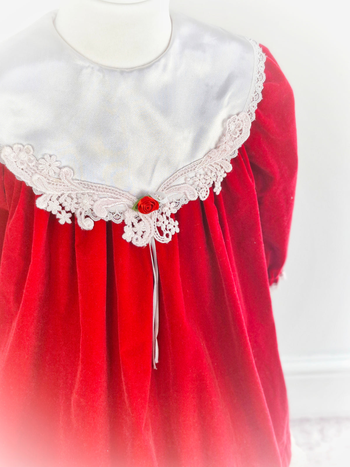 3-4 years. Red velvet vintage Allison Ann dress with white satin bib and lace hem