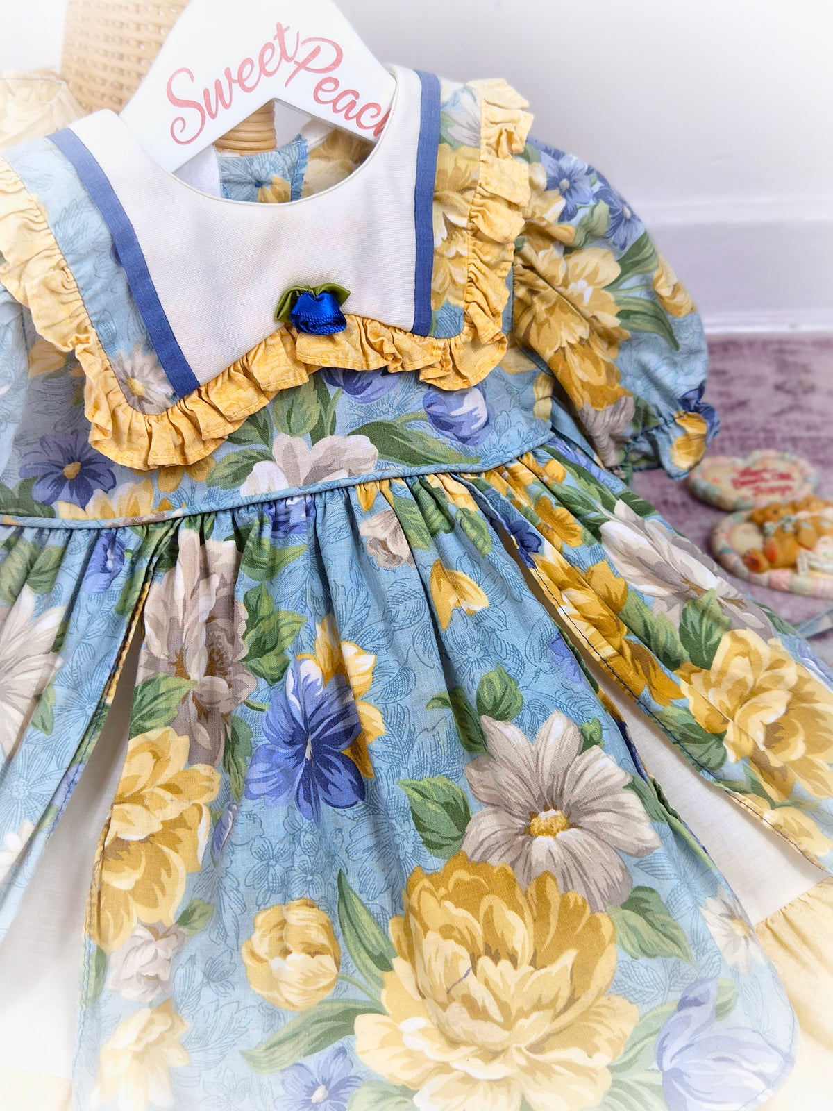 18-24 months. Yellow and blue floral vintage dress. Small fault*