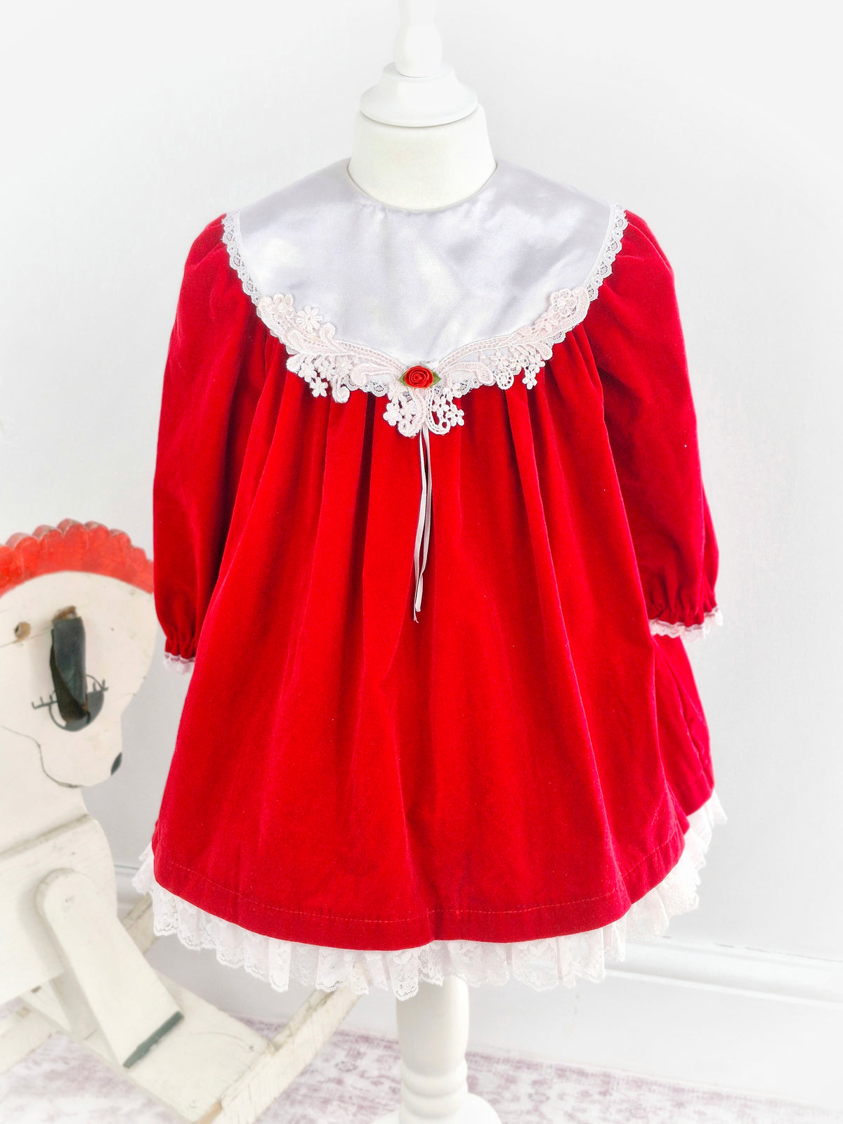 3-4 years. Red velvet vintage Allison Ann dress with white satin bib and lace hem