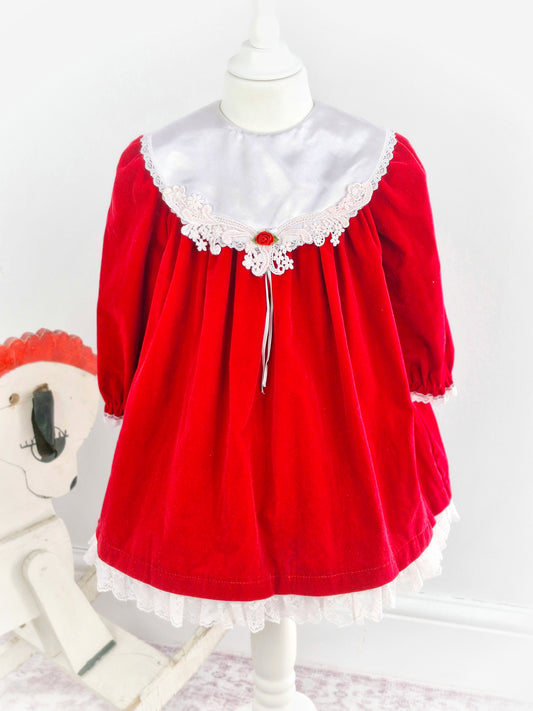 3-4 years. Red velvet vintage Allison Ann dress with white satin bib and lace hem