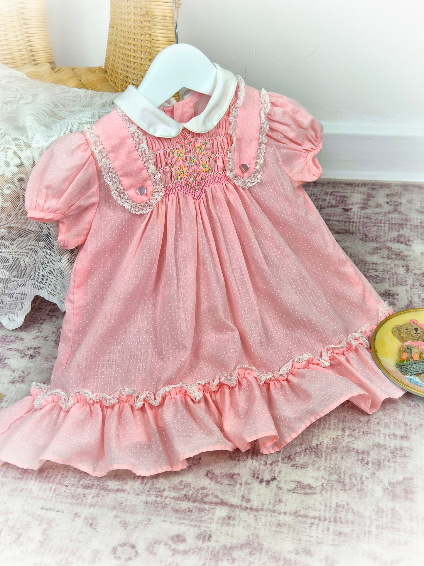 18-24 months. Pink vintage Polly Flinders smock dress wih white collar and polka dots